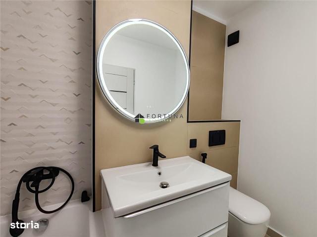 Apartament 2 camere decomandat, modern, Toamnei, Centrul Civic