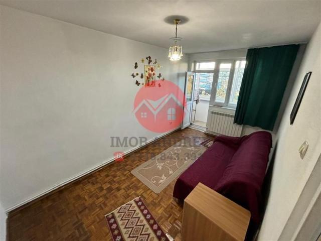 Apartament 2 camere decomandat, Str. Isaccei, vedere parc, centrala pe gaz, mobilat de inchiriat
