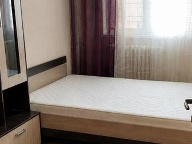 Apartament 2 Camere Decomandat – Podu Roș, Centrală Proprie