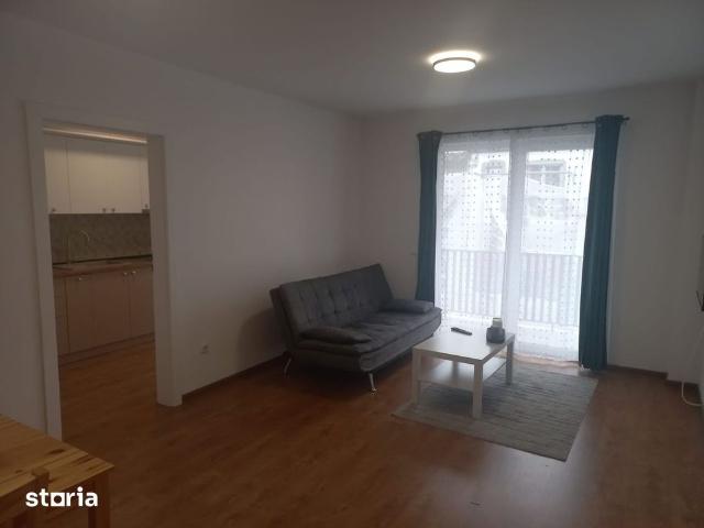 Apartament 2 camere decomandat,parcare zona Cetatii