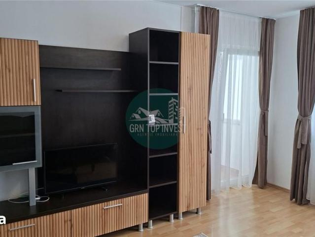 Apartament 2 camere decomandat parcare zona Strand