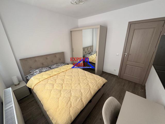 Apartament 2 camere decomandat, renovat complet – Zona Ștrand