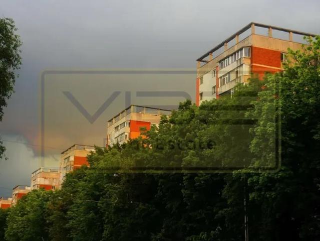 Apartament 2 camere decomandat Tatarasi Blv V. Lupu