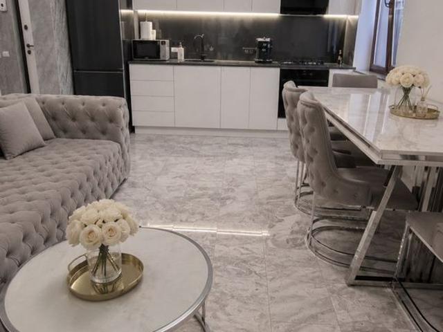 Apartament 2 camere decomandat zona Tomis 1