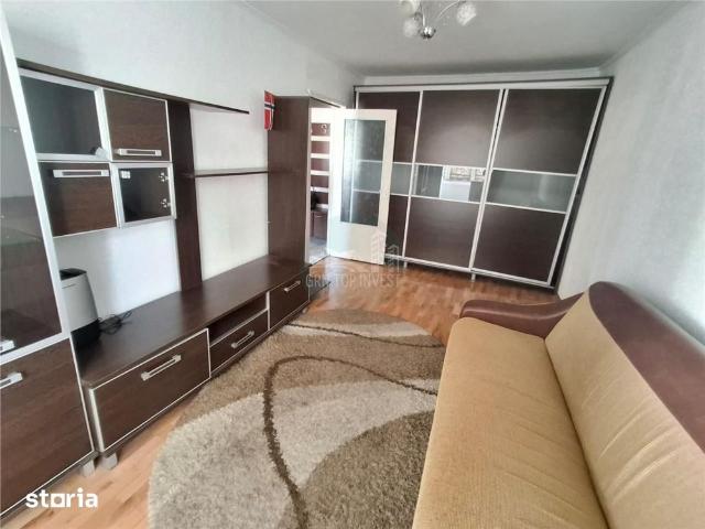 Apartament 2 camere decomandat zona Valea Aurie