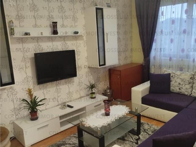 Apartament 2 camere, decomandat zona Astra