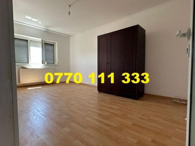 Apartament 2 camere decomandat, zona Radu Negru