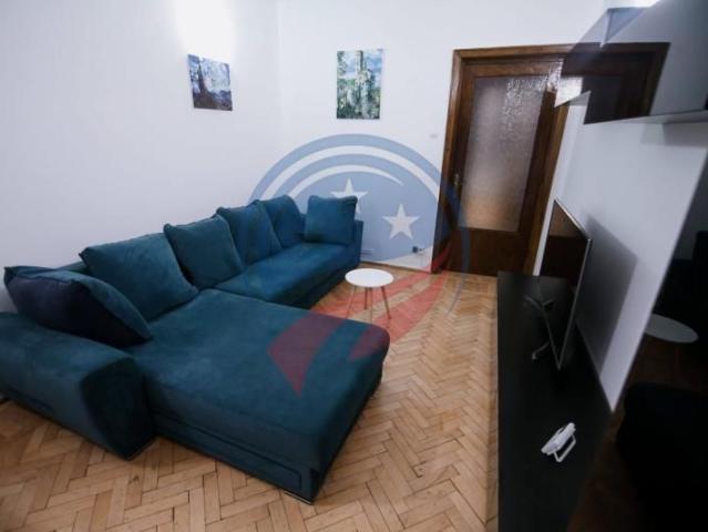 Apartament 2 camere decomandat/de inchiriat/ultracentral/Craiova
