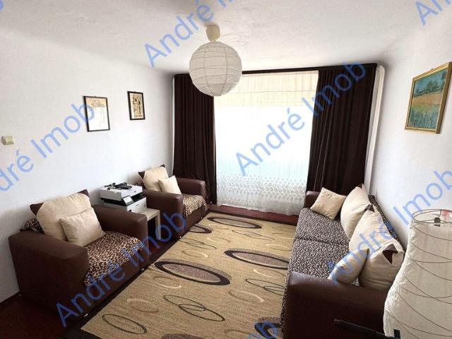 Apartament 2 camere decomandate în Sărari piscina sânziana