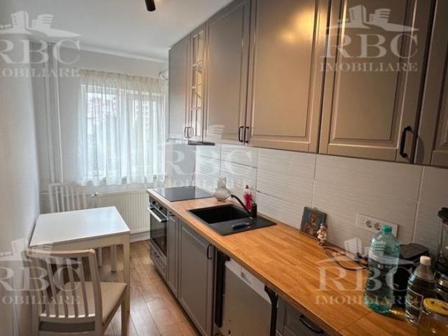 Apartament 2 camere decomandate pe Calea Manastur zona Platinia
