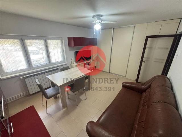 Apartament 2 camere E3, decomandat, renovat, mobilat, parter de inchiriat