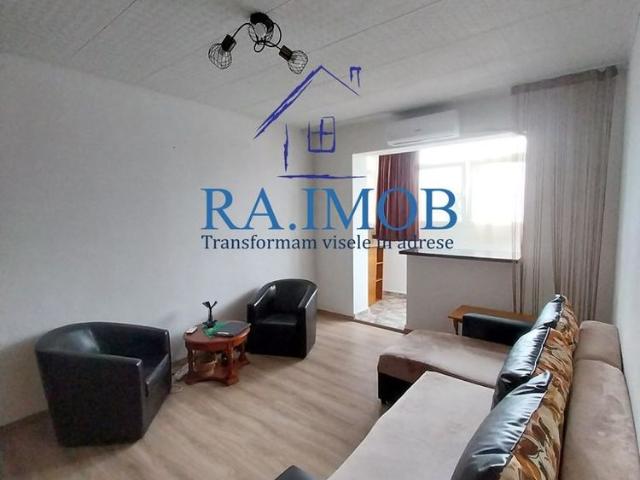Apartament 2 camere, et 3, str. Catinei Nord 350 euro/luna