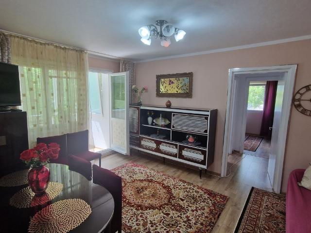 Apartament 2 camere, etajul. 1, Micro 1