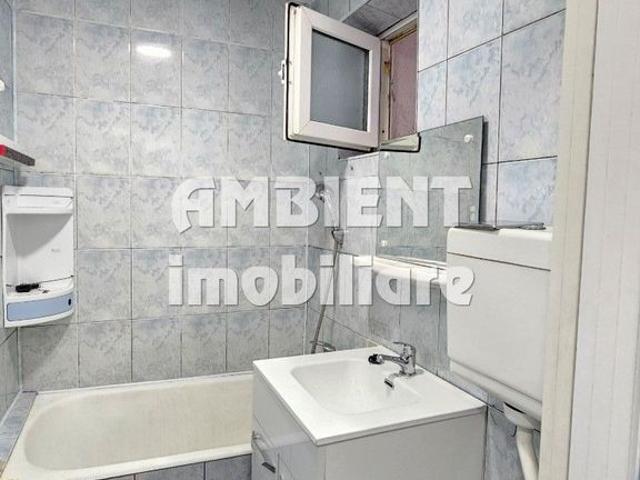 Apartament 2 camere, etaj 1, zona AVANTULUI