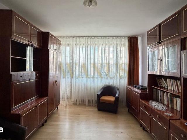 Apartament 2 camere, etaj 1, zona Decebal