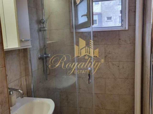 Apartament 2 camere, ETAJ 1, zugravit recent Zona Spitalului Judetean
