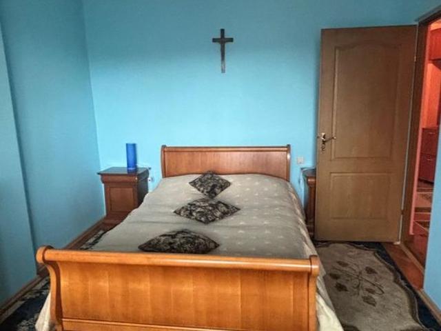 Apartament 2 camere etaj 2 zona Bulevardul Republicii