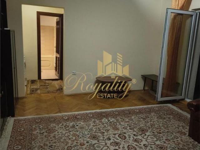 Apartament 2 camere, Etaj 2, centrala, clima Zona Complexului Studentesc