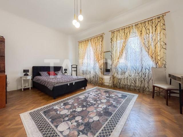 Apartament 2 camere generoase terasa si curte in Centru Cluj Napoca