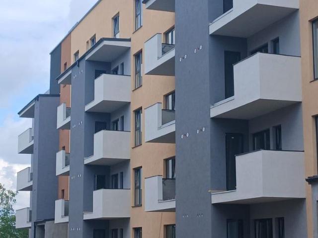 Apartament 2 camere –Grădină proprie + parcare