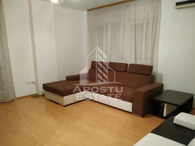Apartament 2 camere I etaj intermediar I lift I zona Arad.