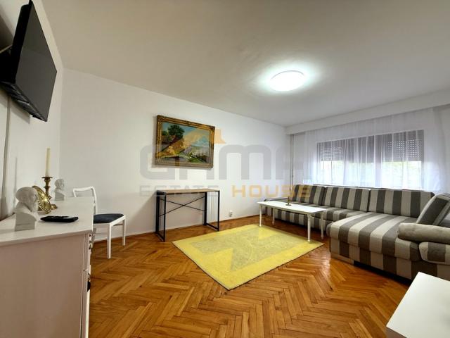 Apartament 2 camere in Micalaca, zona Miorita
