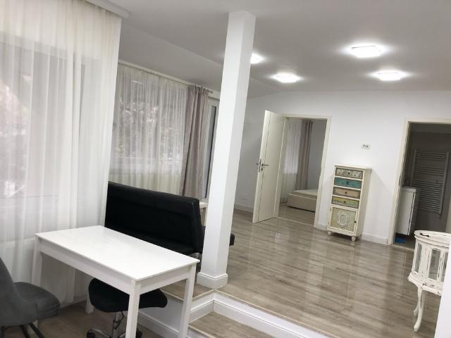 Apartament 2 camere în Centru Brașovului