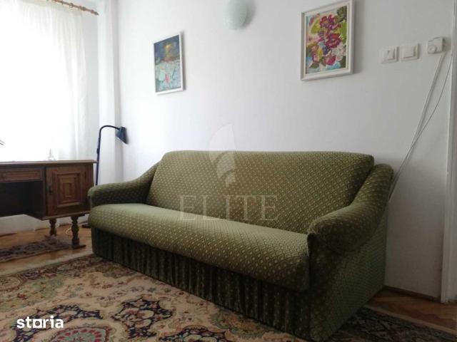 Apartament 2 camere în zona 1 Decembrie