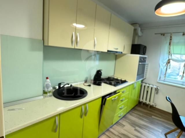Apartament 2 camere în zona Interservisan