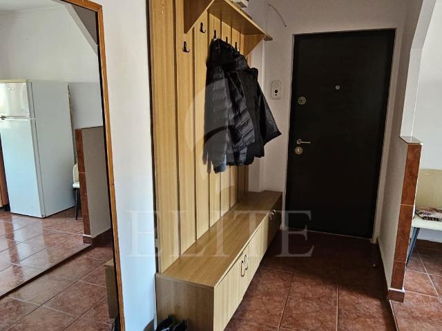 Apartament 2 camere în zona STR. LUNII