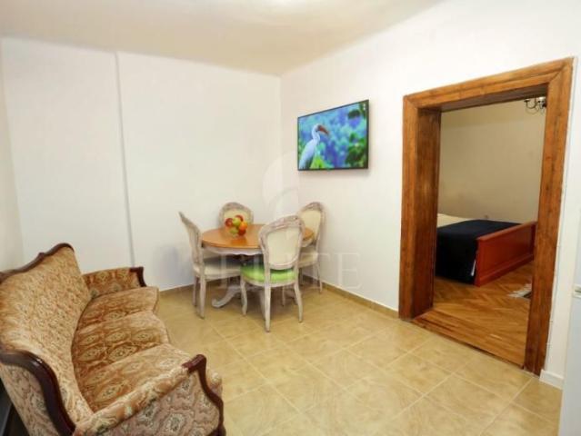 Apartament 2 camere in zona Piata Unirii