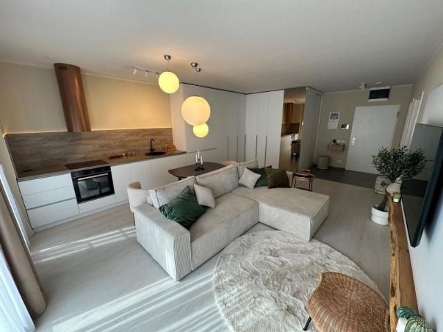 Apartament 2 camere Isho