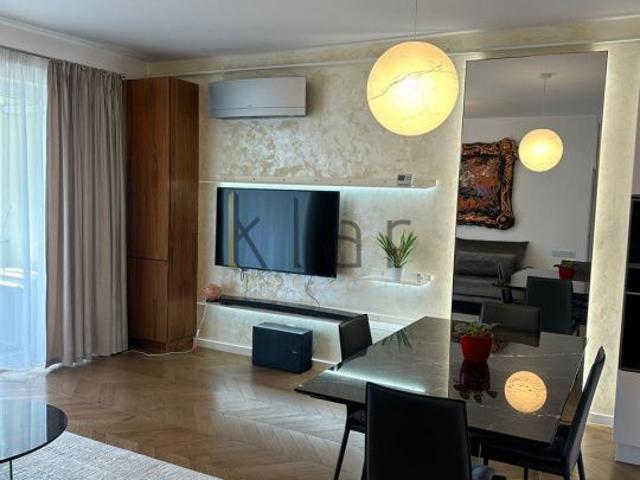 Apartament 2 camere LUX 60mpCentru zona str.Paris