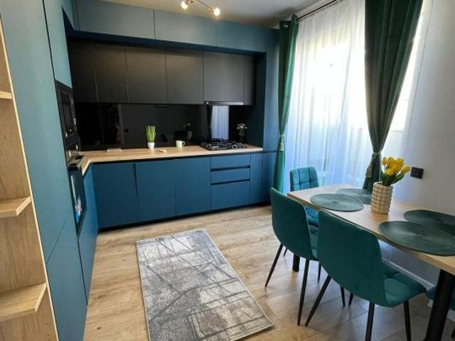 Apartament 2 camere LUX, terasa, view, zona Urusagului