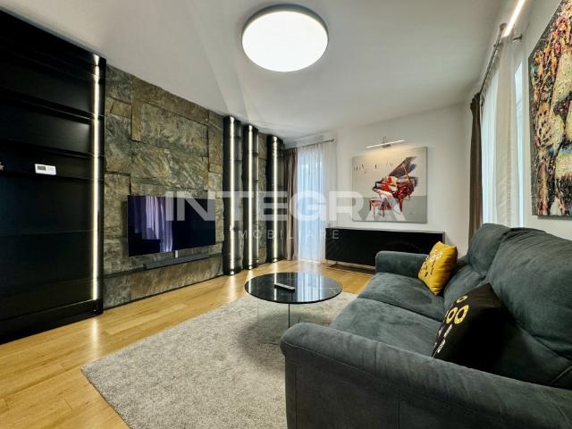 Apartament 2 Camere Lux | Zonă Centrală | Cu Parcare Subterană