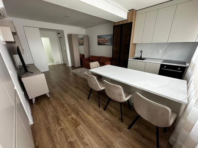 Apartament 2 camere lux decomadat cu loc de parcare Pipera Rond OMV