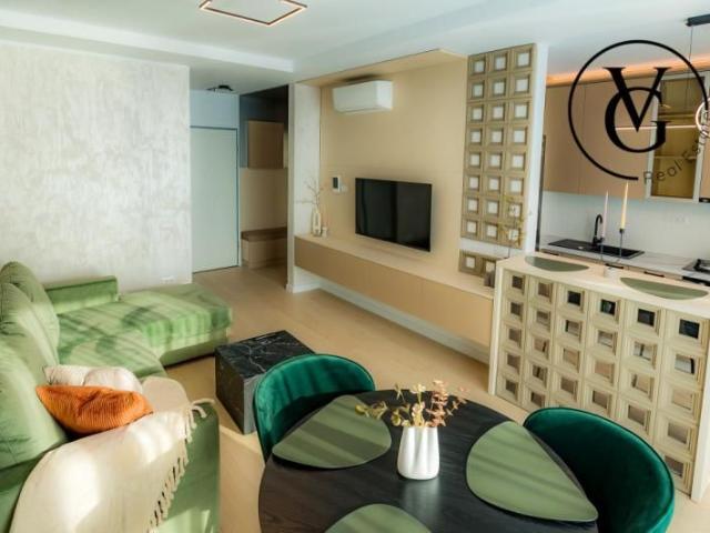 Apartament 2 camere | Lake On Mamaia | parcare view catre lac