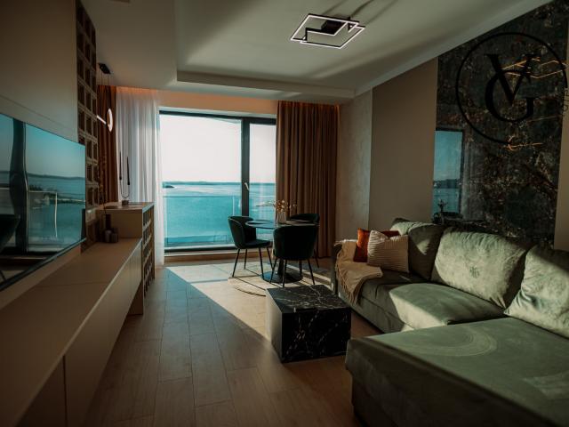Apartament 2 camere | Lake On Mamaia | Premium view către lac