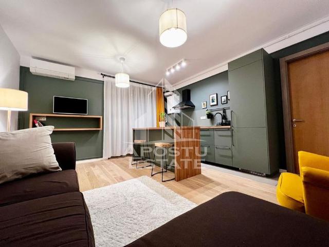 Apartament 2 camere, loc de parcare, centrala, Monarch Re.