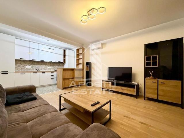 Apartament 2 camere, loc de parcare, debara proprie, Zona.