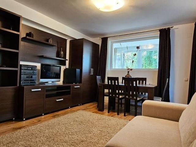 Apartament 2 camere, loc parcare, zona Grand Hotel