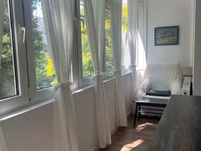 Apartament 2 camere Pajura | decomandat | renovat | zona linistita | etaj 2/9