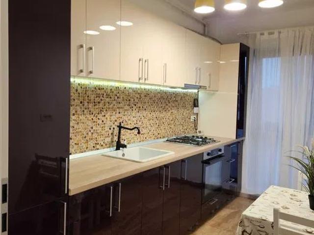 Apartament 2 camere Plaza Residence