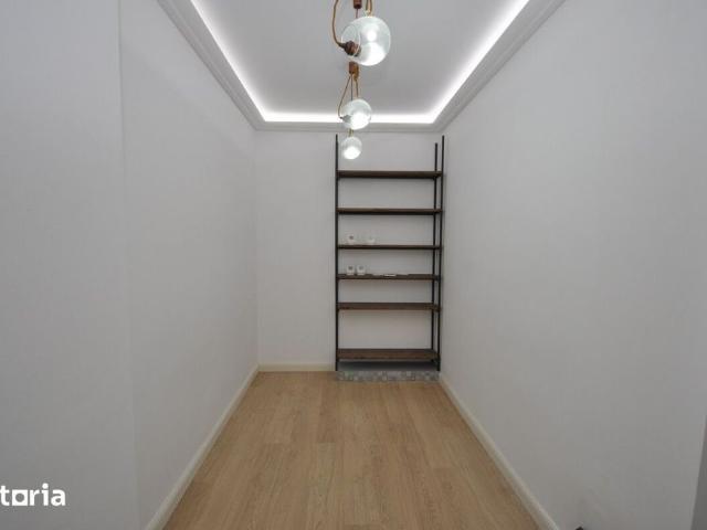 Apartament 2 camere, potrivit pentru birou, Calea Victoriei