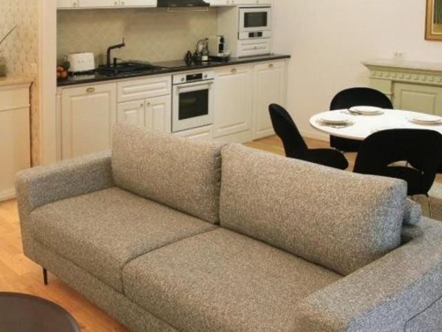 APARTAMENT 2 CAMERE PREMIUM DESIGN ULTRACENTRAL PARCARE SEMINEU BLOC NOU