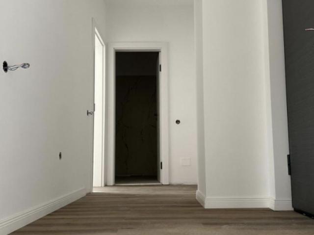 Apartament 2 camere pretabil Firma Zona Craiovei