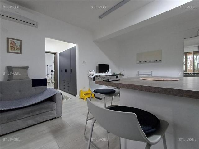 Apartament 2 camere, prima chirie, parcare și 2 balcoane – Tătăra