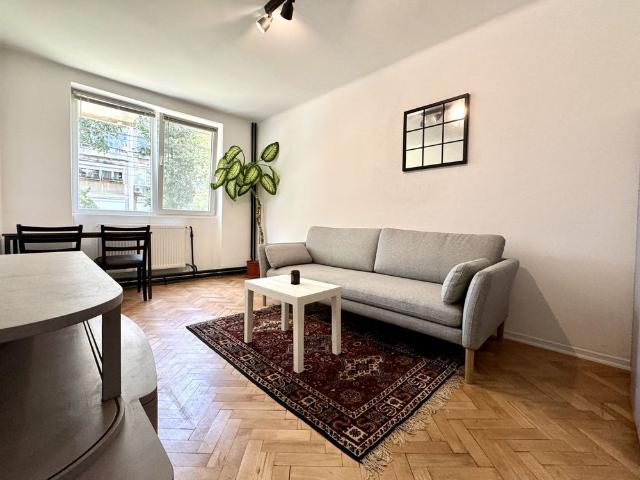 Apartament 2 camere, primitor, in zona Centrala Universitate