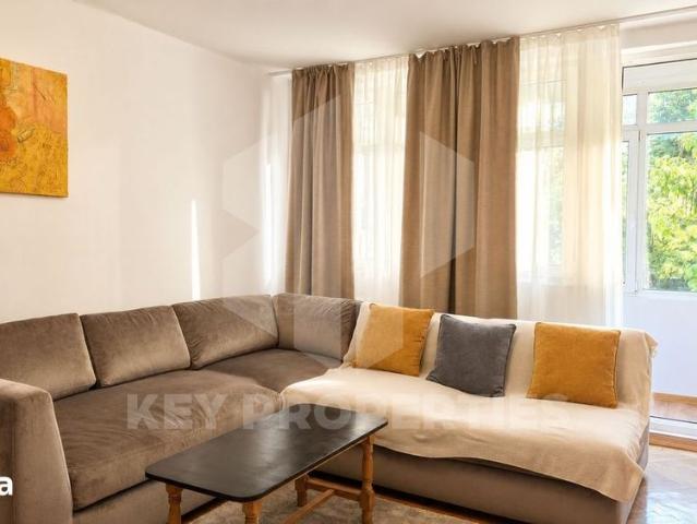 Apartament 2 camere, proaspat renovat, 6 min de mers pe jos de metrou