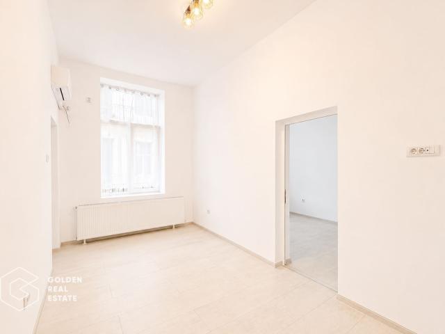 Apartament 2 camere, recent renovat, etaj 1, Bulevardul Revolutiei